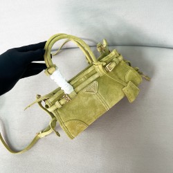 프라다 Prada 1BA486 Bonnie 미디엄 스웨이드 핸드백 Green 23.5cm