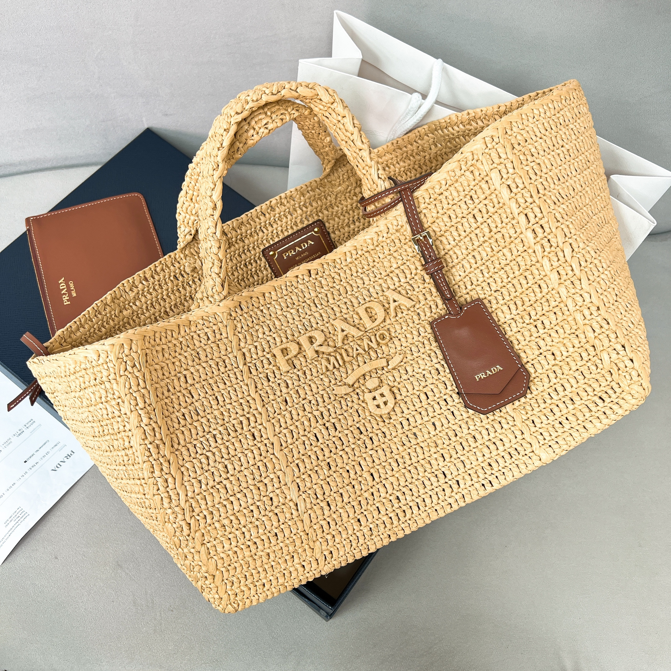 프라다 Prada 1BG635 Large Crochet Tote Bag with Leather Details Natural 35CM