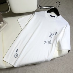 루이비통 Louis Vuitton 반팔 티셔츠 1AK7FX