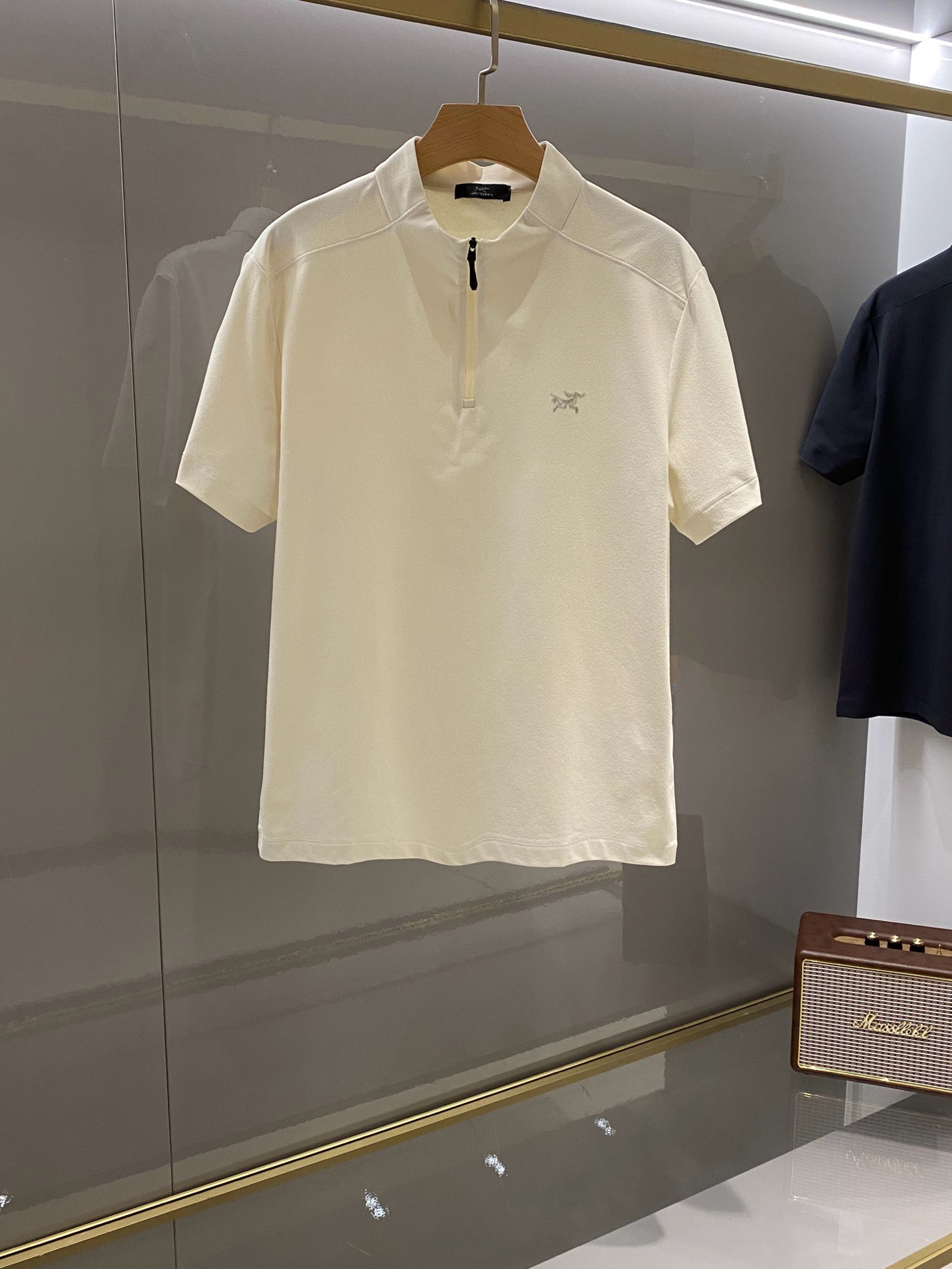 아크테릭스 ARC'TERYX 반팔 티셔츠