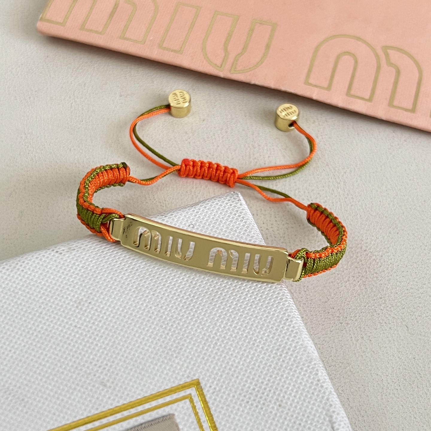 미우미우 Miu Miu 팔찌