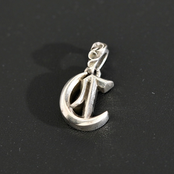 크롬하츠 Chrome Hearts 펜던 트 C