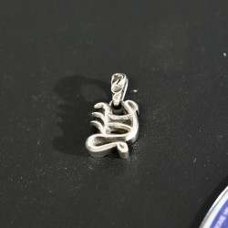 크롬하츠 Chrome Hearts 펜던 트 Y
