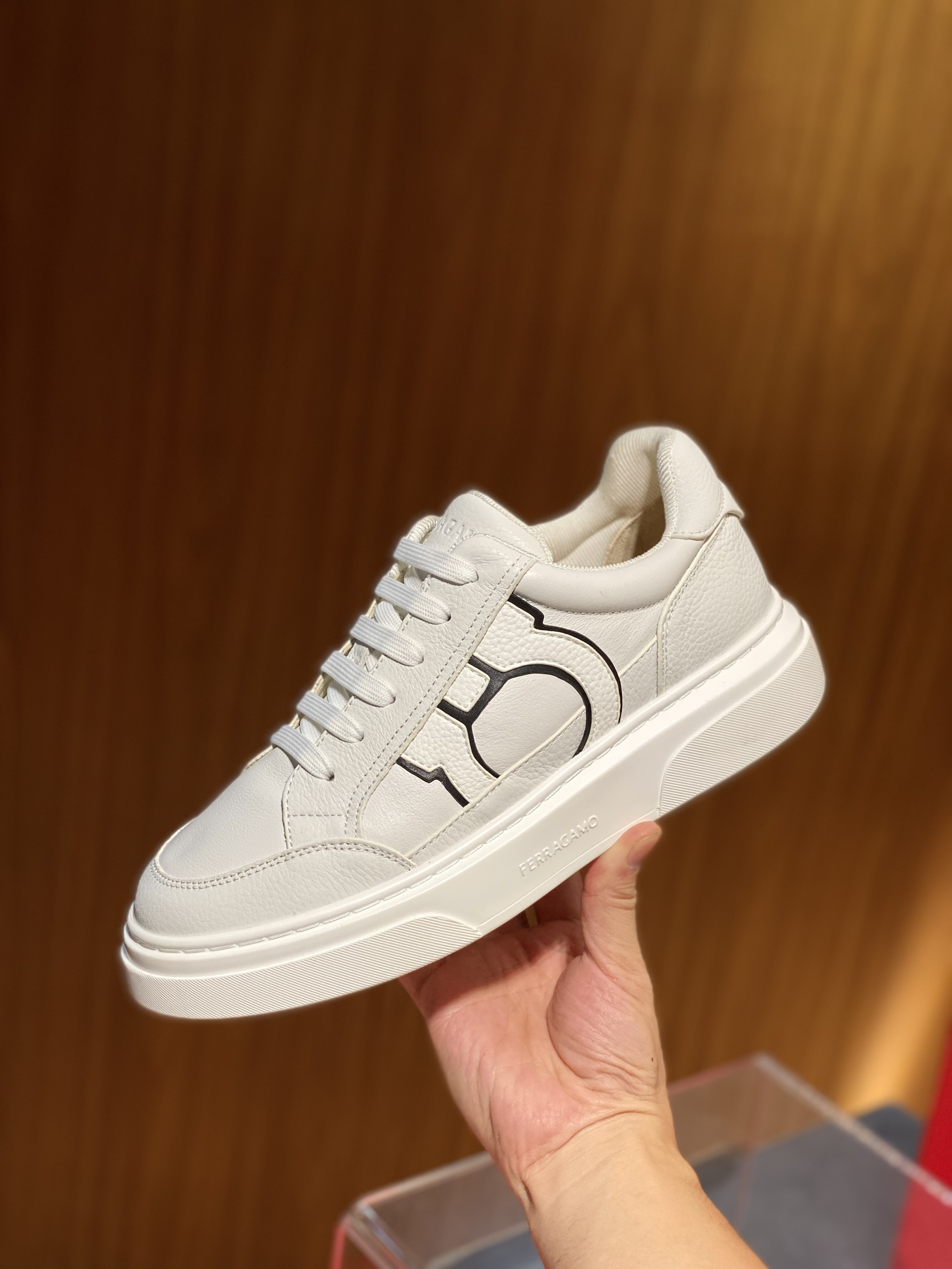 살바토레 페라가모 Salvatore Ferragamo 스니커즈