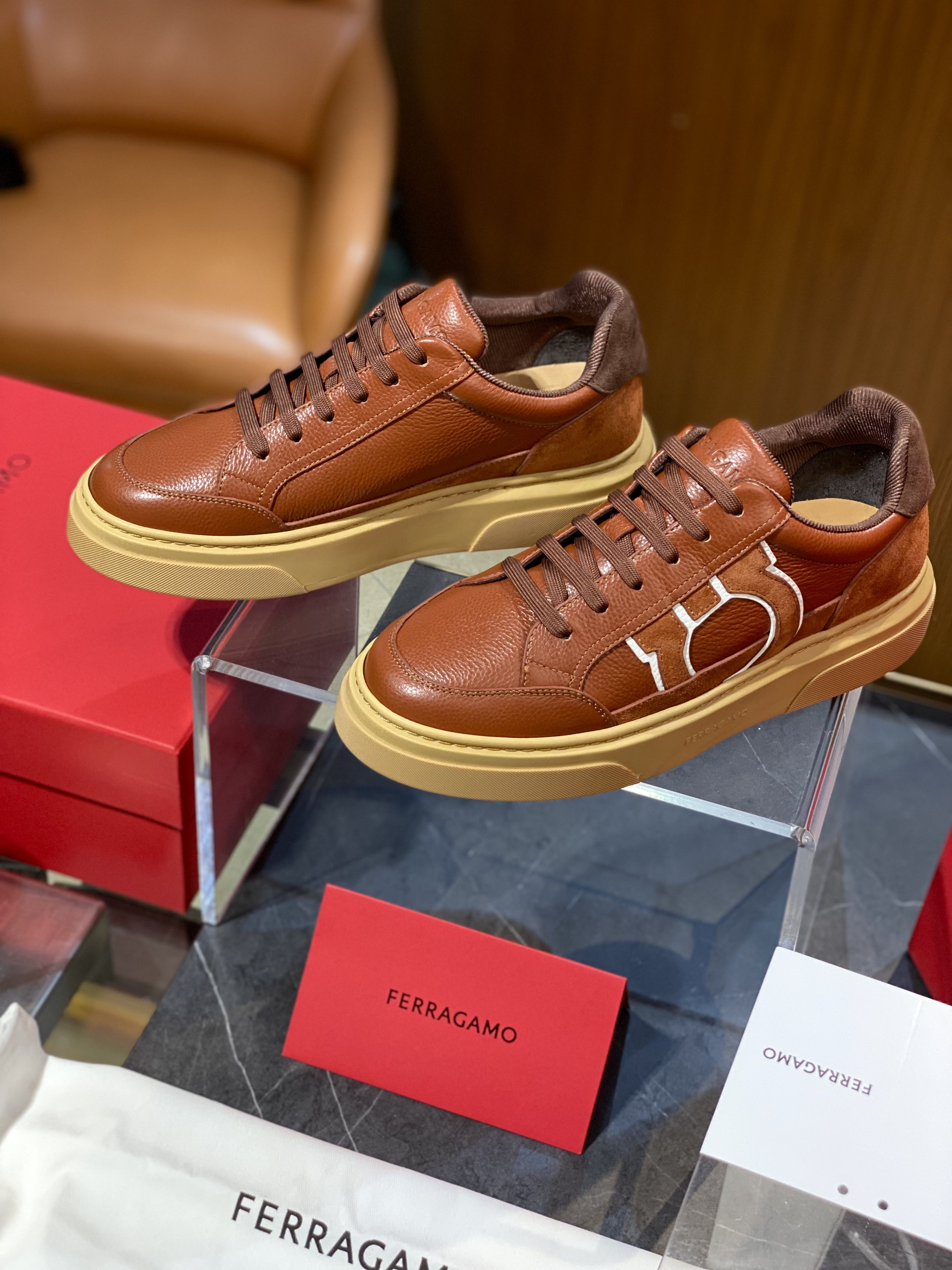 살바토레 페라가모 Salvatore Ferragamo 스니커즈