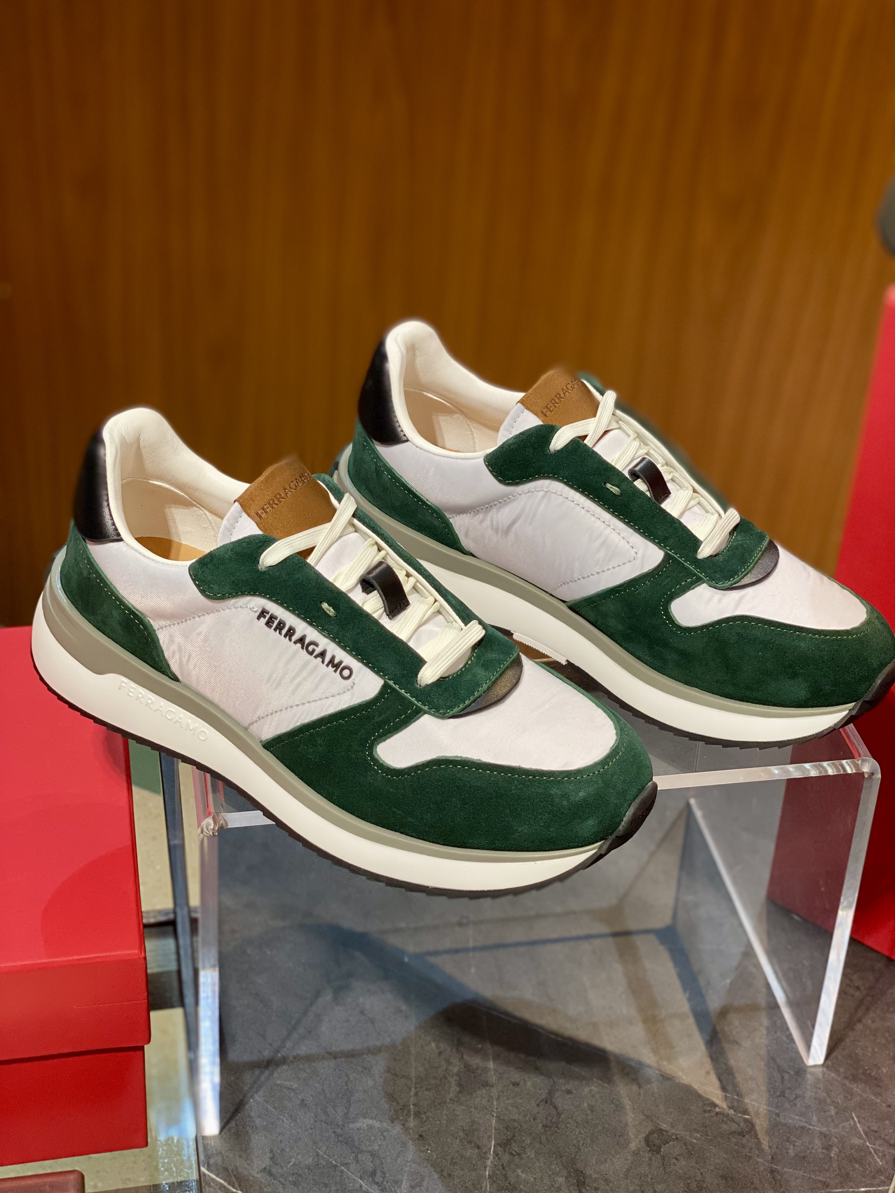 살바토레 페라가모 Salvatore Ferragamo 스니커즈