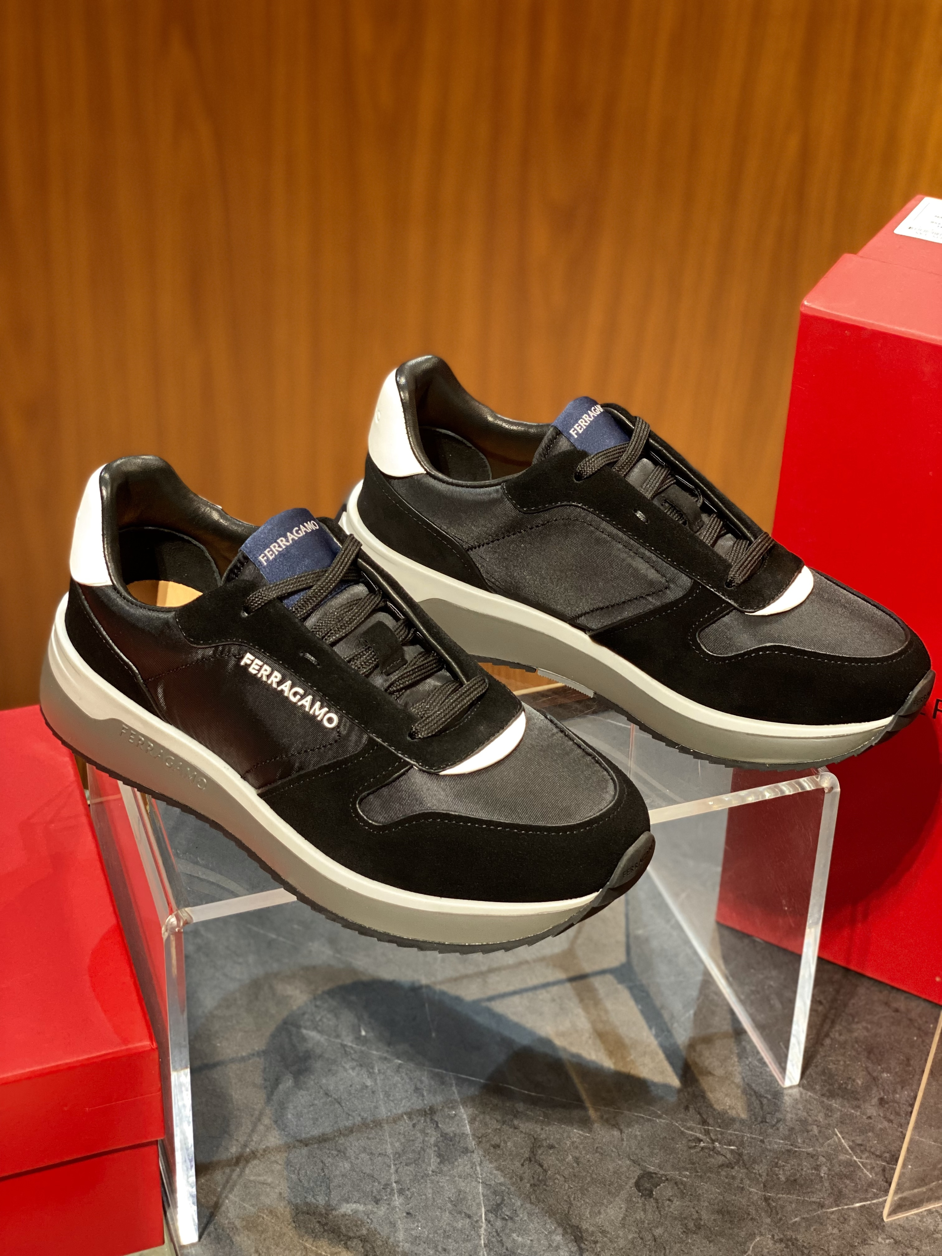 살바토레 페라가모 Salvatore Ferragamo 스니커즈