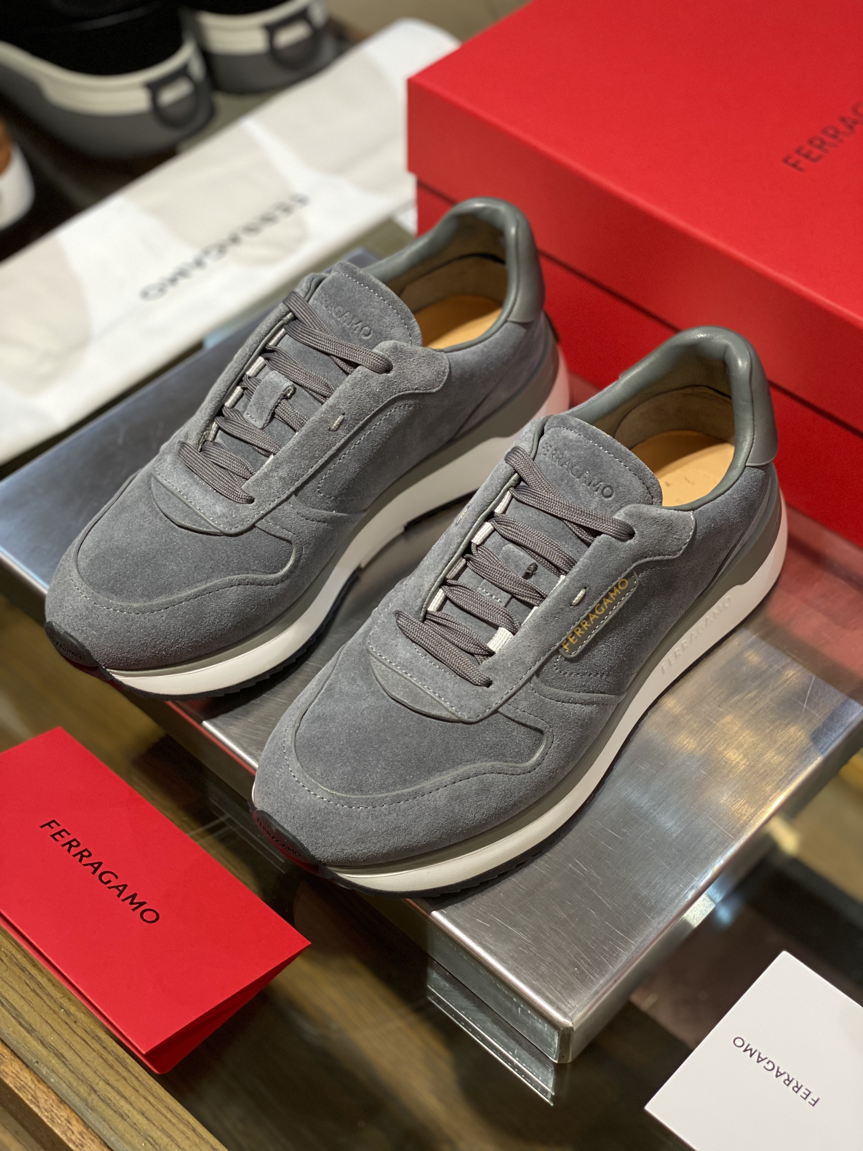 살바토레 페라가모 Salvatore Ferragamo 스니커즈