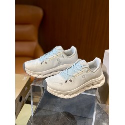 로에베 Loewe x On Cloudtilt 스니커즈