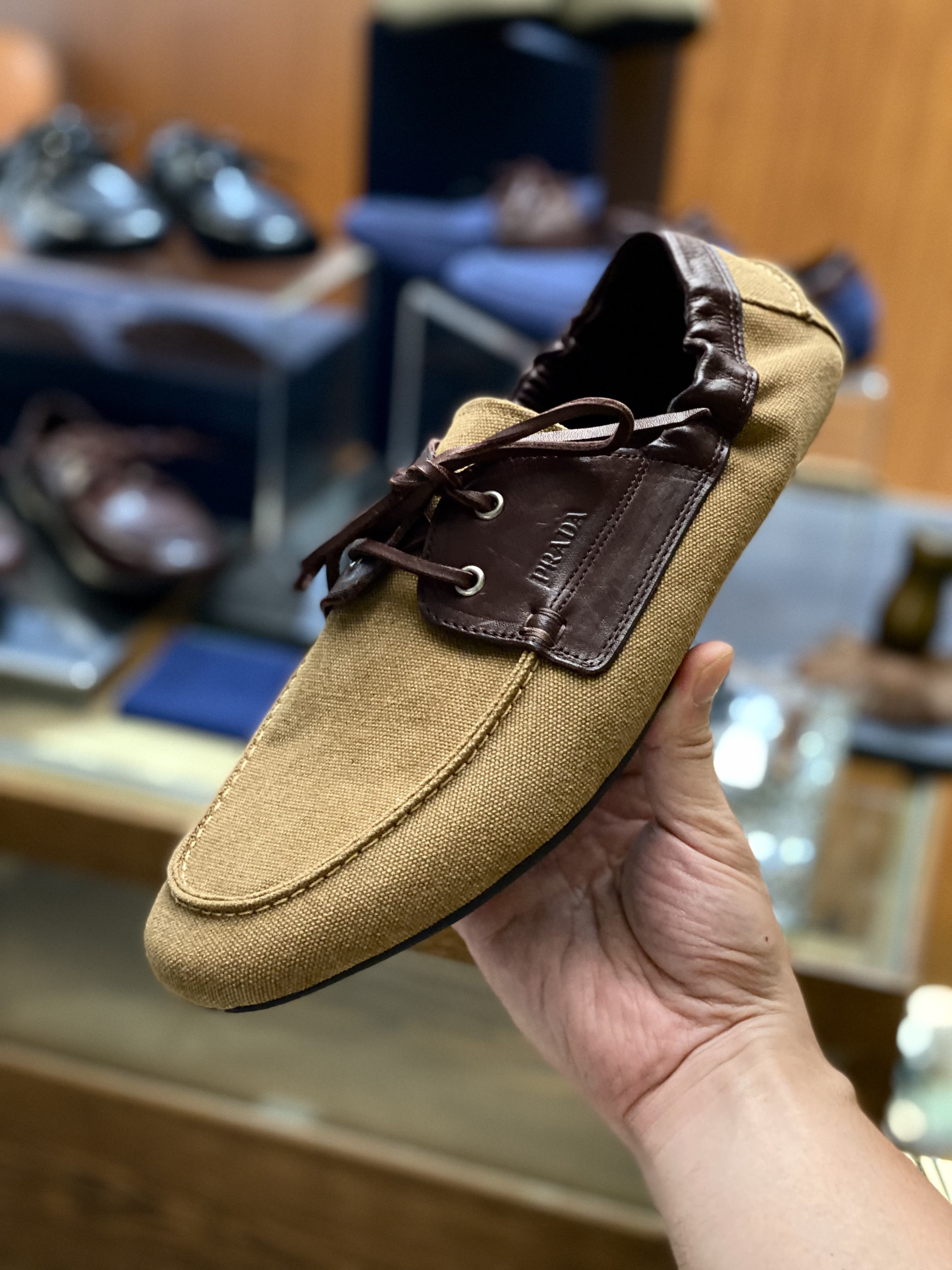 프라다 Prada 로퍼