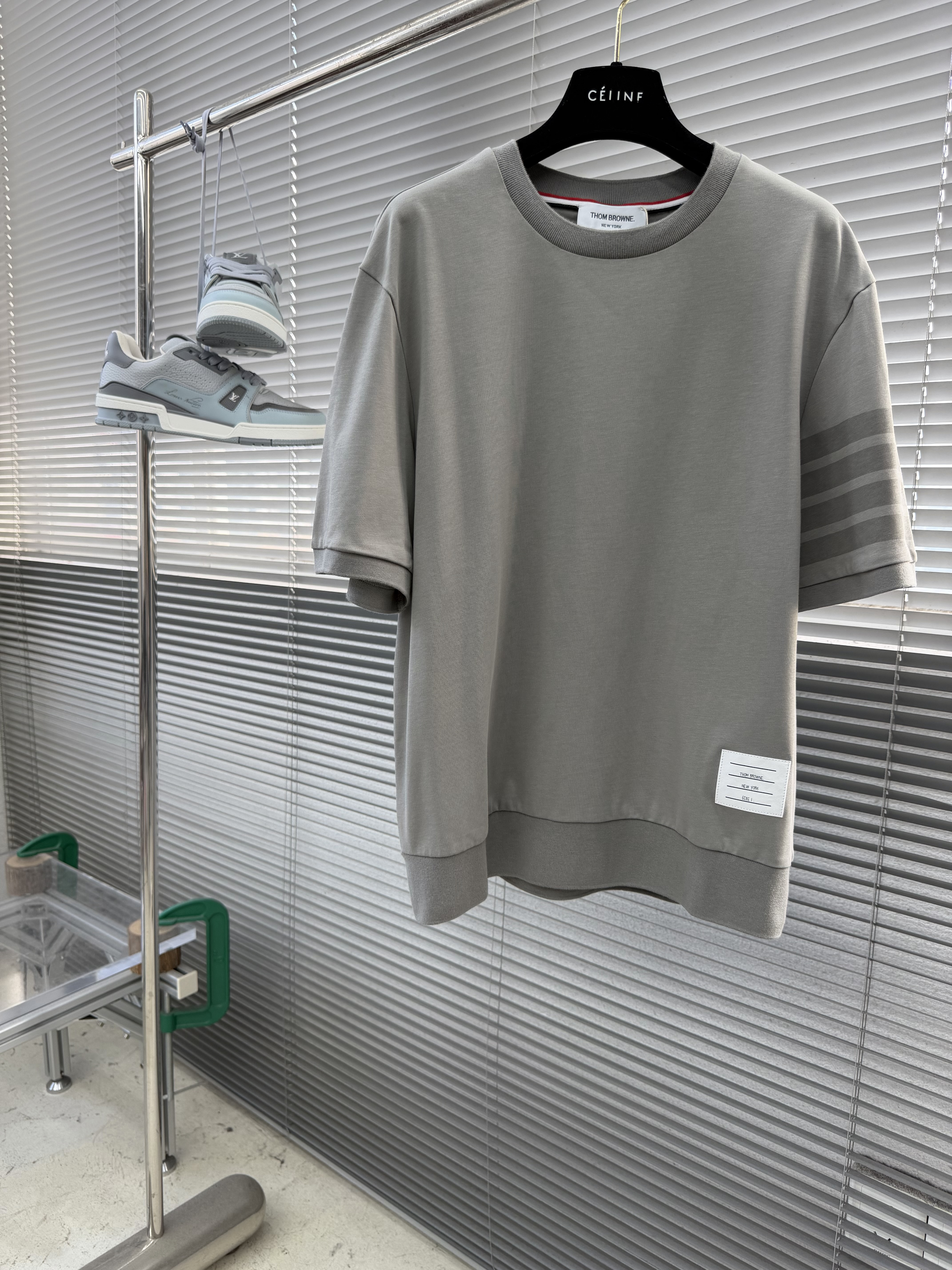 톰브라운 Thom Browne 반팔 티셔츠