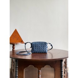 보테가 베네타 Bottega Veneta 723547 Mini Loop 17cm