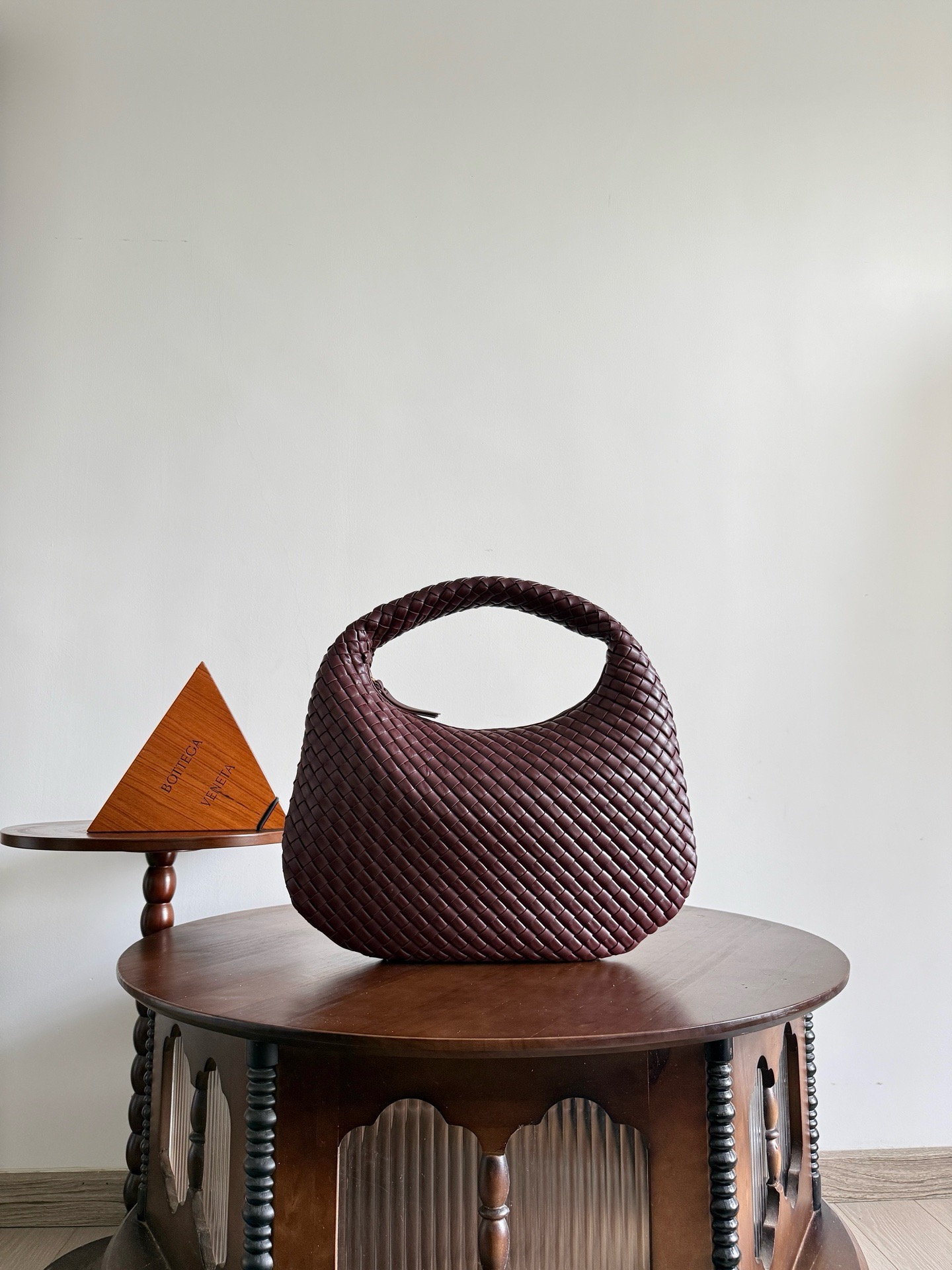 보테가베네타 Bottega Veneta 856737 Veneta 베네타 44cm