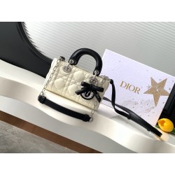 디올 Dior Lady D-Joy Micro Bag White&Black 16cm