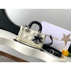디올 Dior Mini Lady D-Joy Bag White&Black 19cm