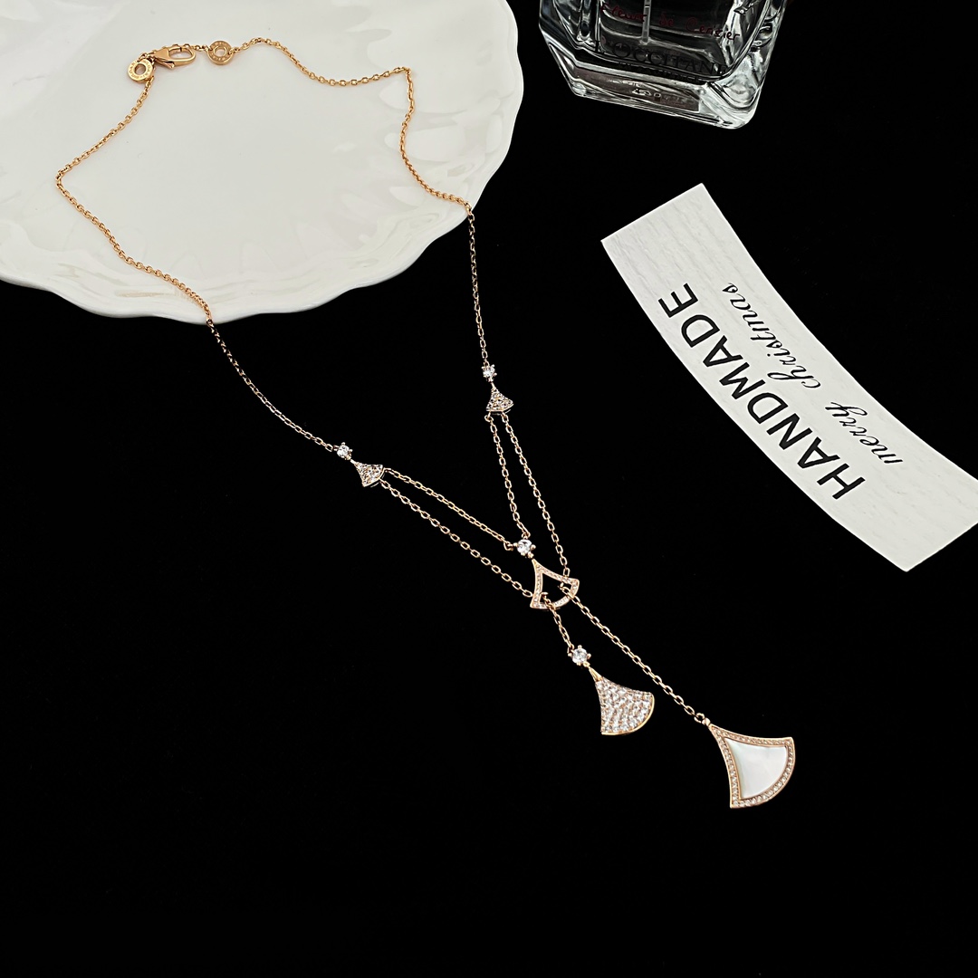 불가리 Bvlgari DIVAS`DREAM 목걸이 358682