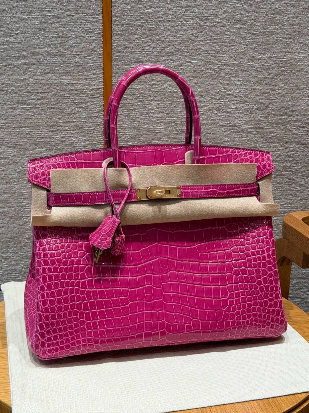 에르메스 Hermes Birkin 35cm Porosus Crocodile J5 Rose Scheherazade/gold