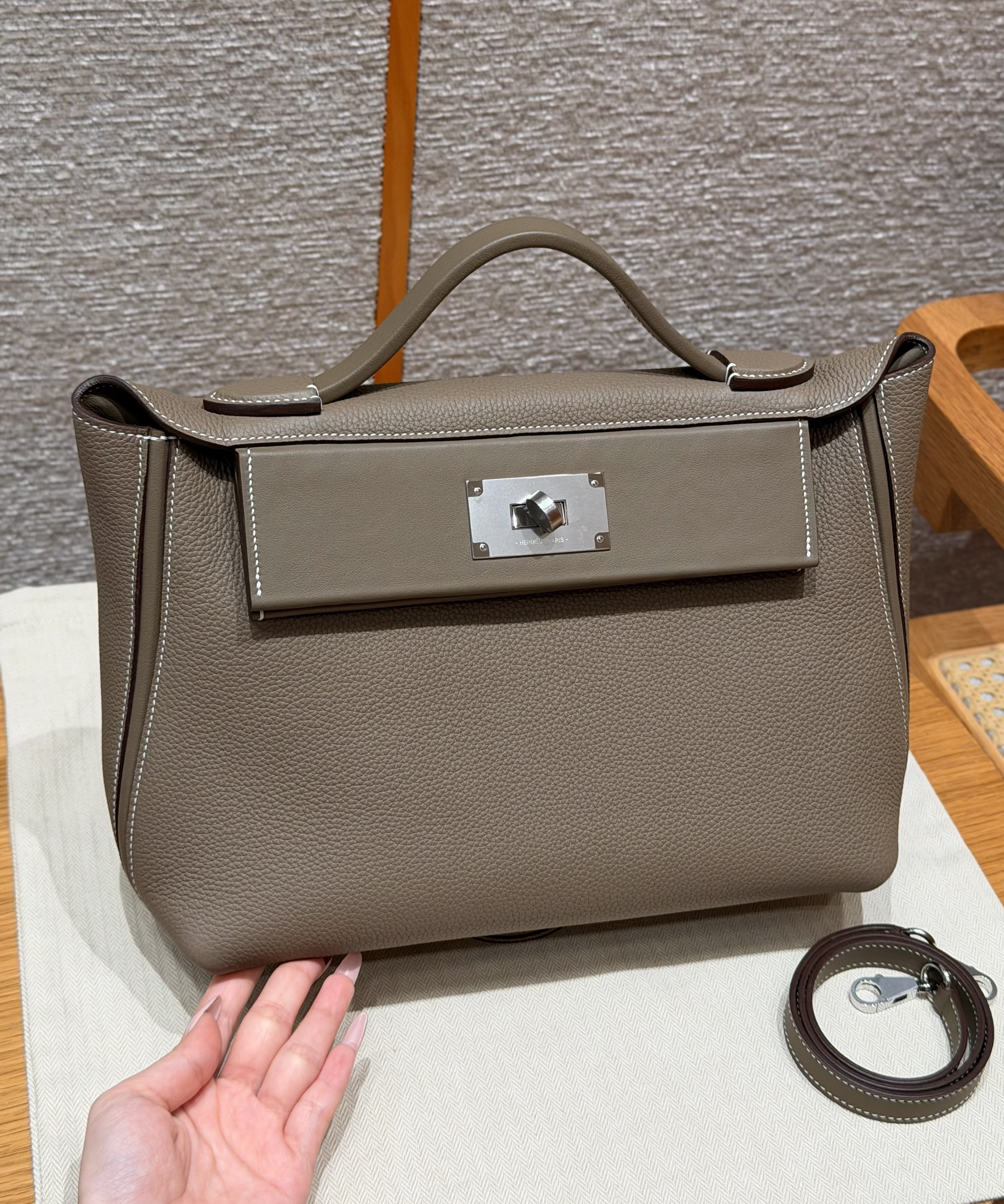 에르메스 Hermes Kelly 2424 29cm Togo and Swift 18 Etoupe/silver