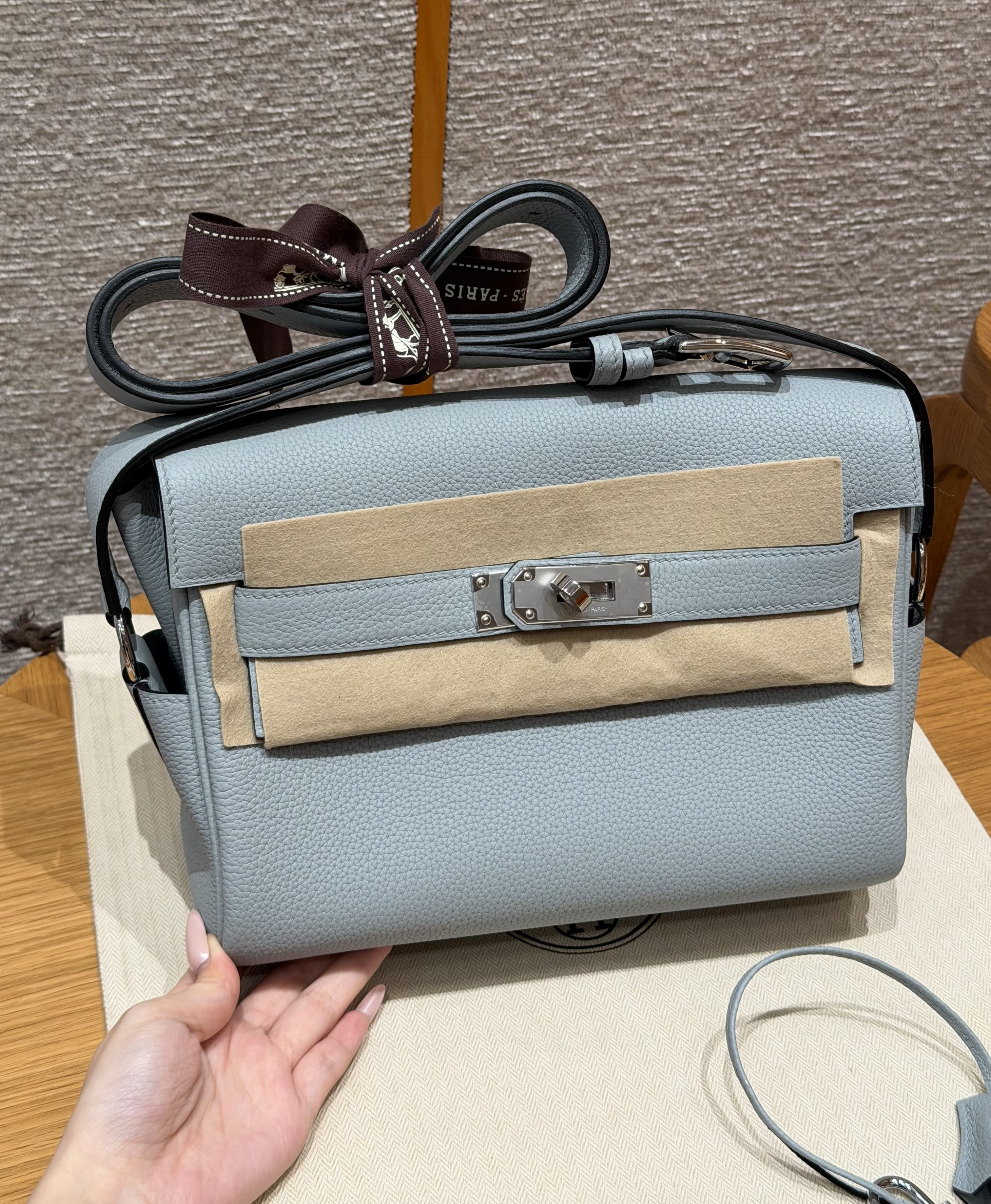 에르메스 Hermes Kelly Messenger 24cm Evercolor P0 Girs Pantin/silver