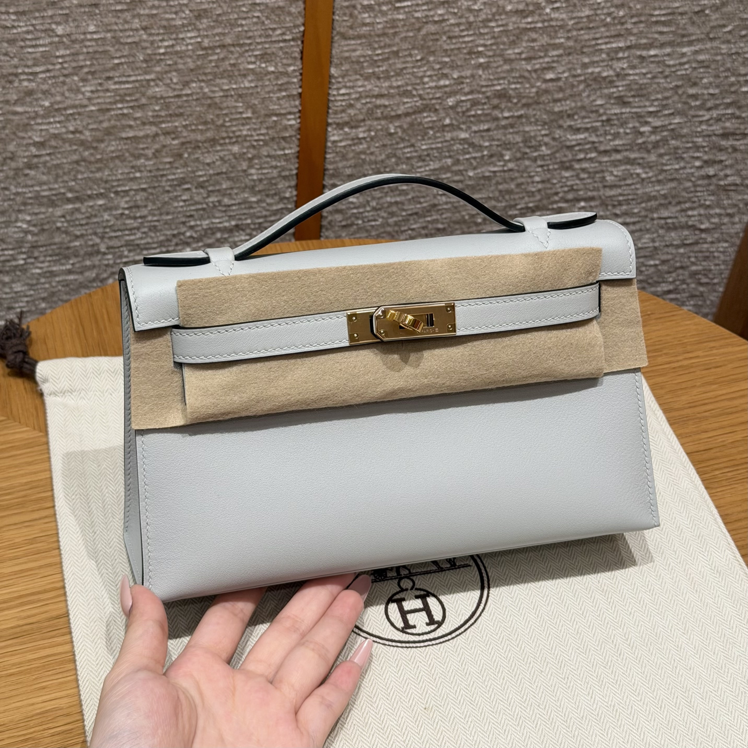 에르메스 Hermes Kelly Pochette 22cm Swift 08 Blue pale/gold
