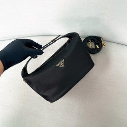 프라다 Prada 1BC302 Chérie Re-Nylon mini-bag Black&gold 20cm