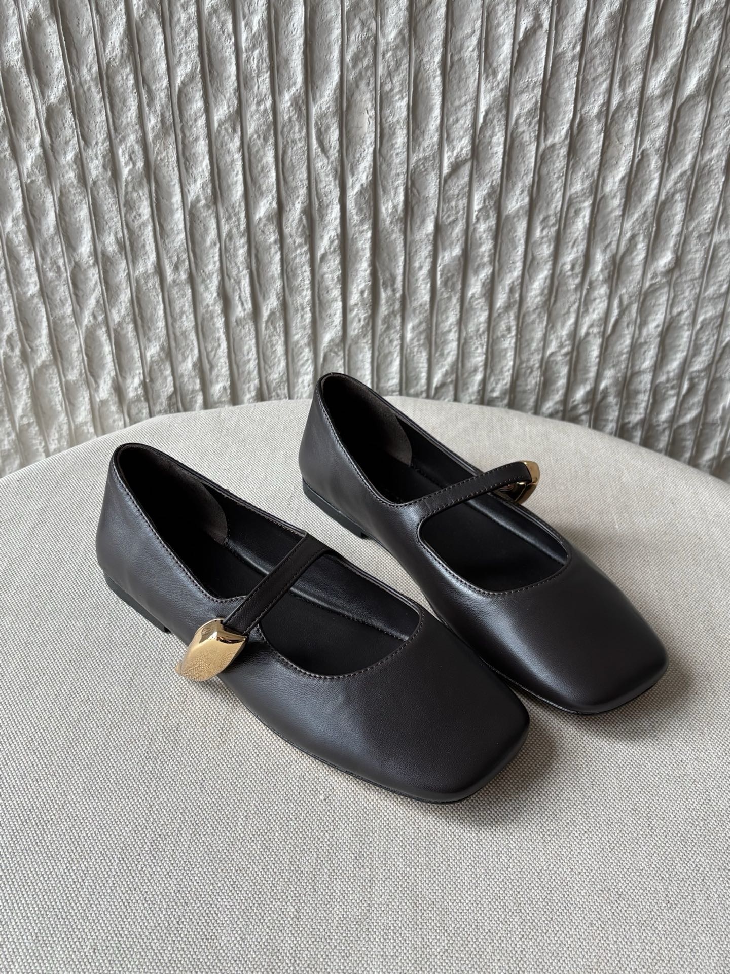 보테가 베네타 Bottega Veneta 메리제인