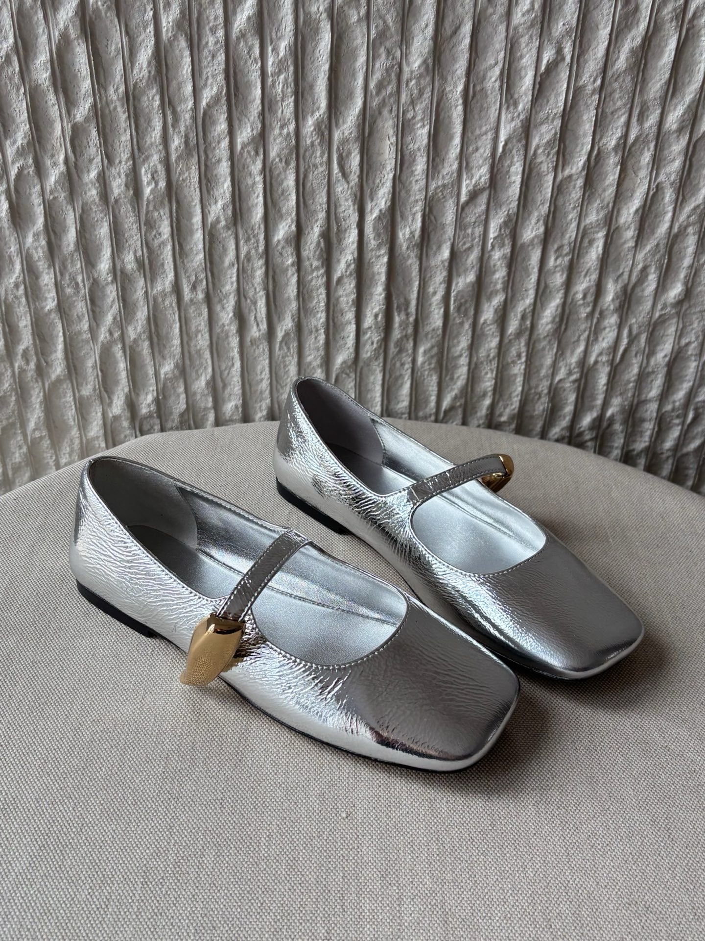 보테가 베네타 Bottega Veneta 메리제인