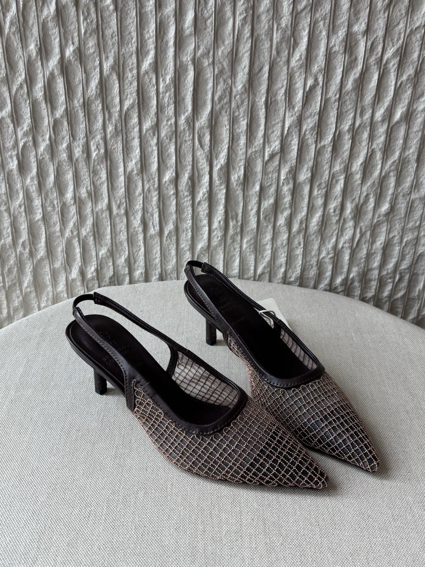 브루넬로 쿠치넬리 Brunello Cucinelli 슬링