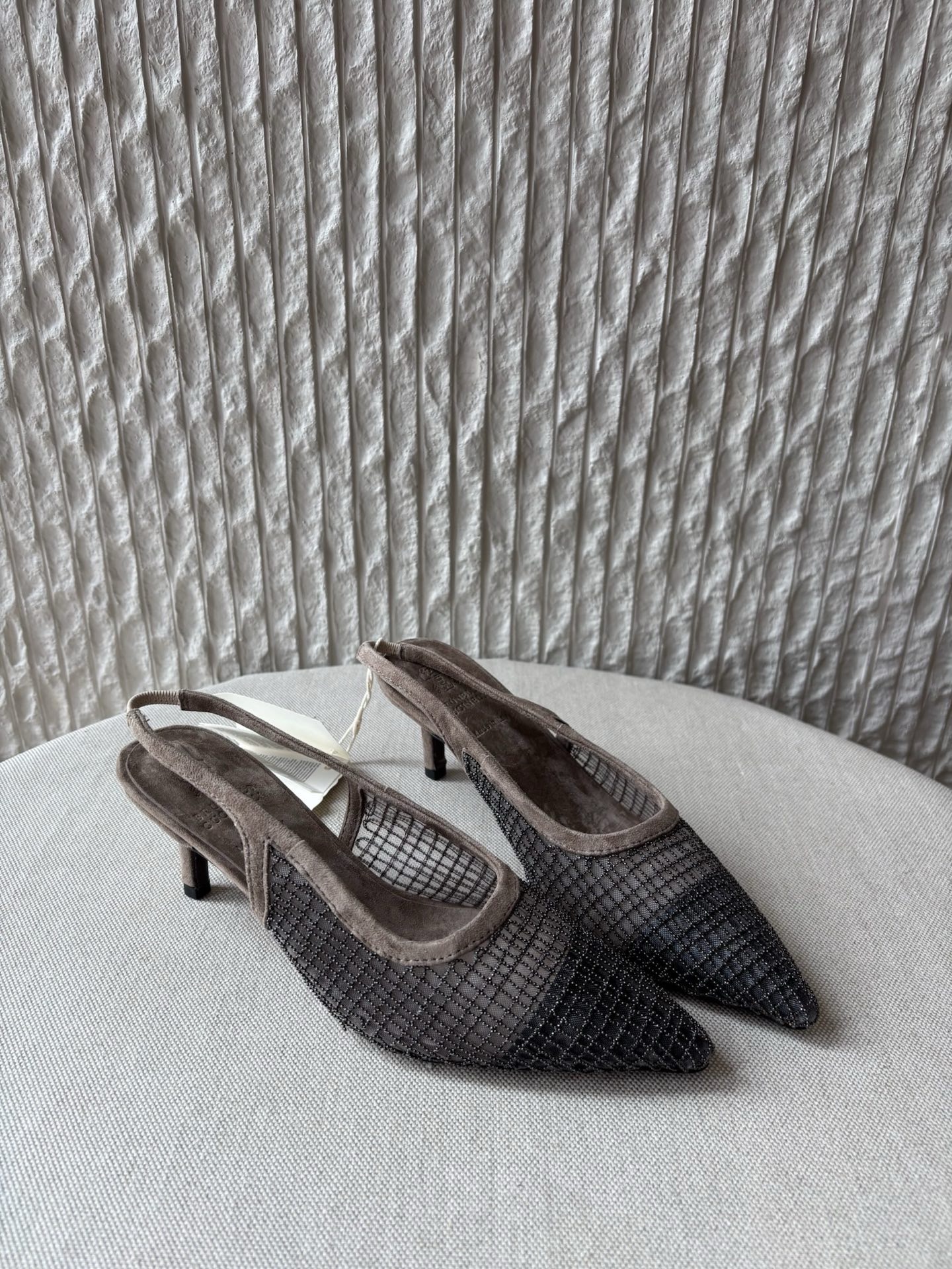 브루넬로 쿠치넬리 Brunello Cucinelli 슬링