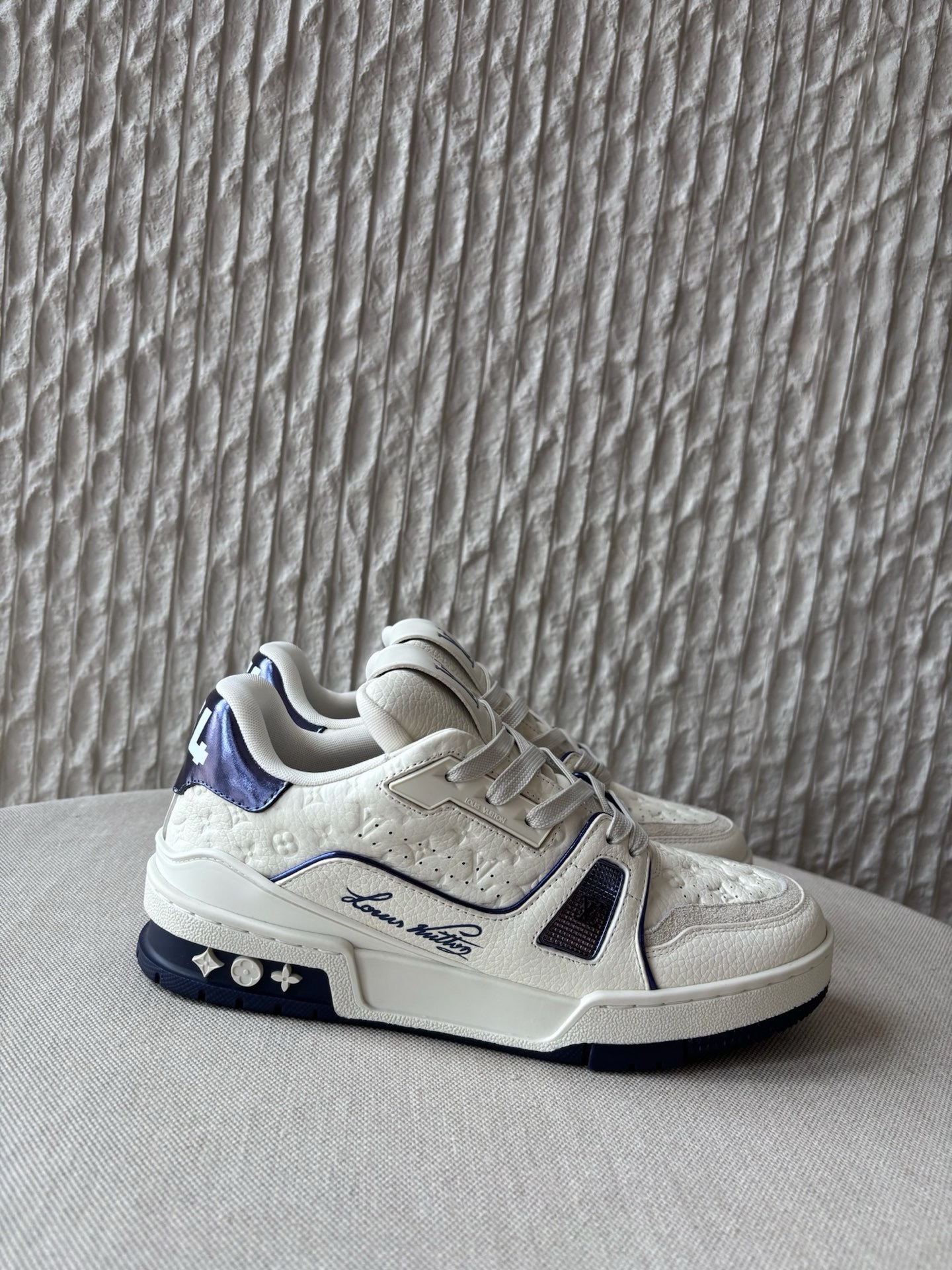 루이비통 Louis Vuitton Trainer 스니커즈