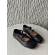 발렌시아가 Maison Margiela 플랫 Black