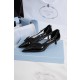 프라다 Prada 오픈 사이드 페이턴트 가죽 펌프스 Black