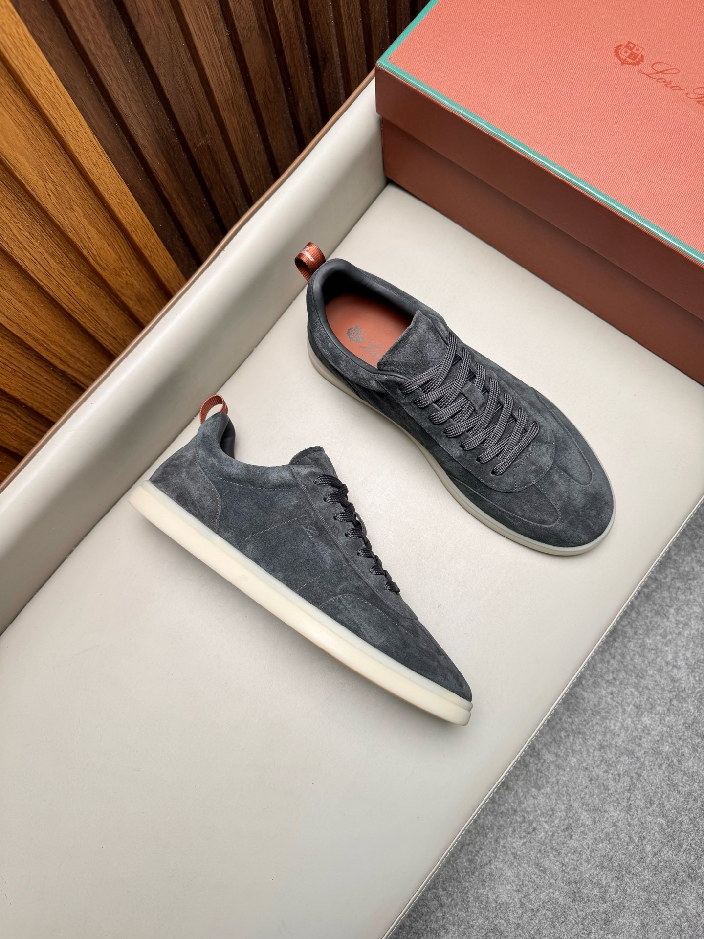 로로피아나 Loro Piana 스니커즈