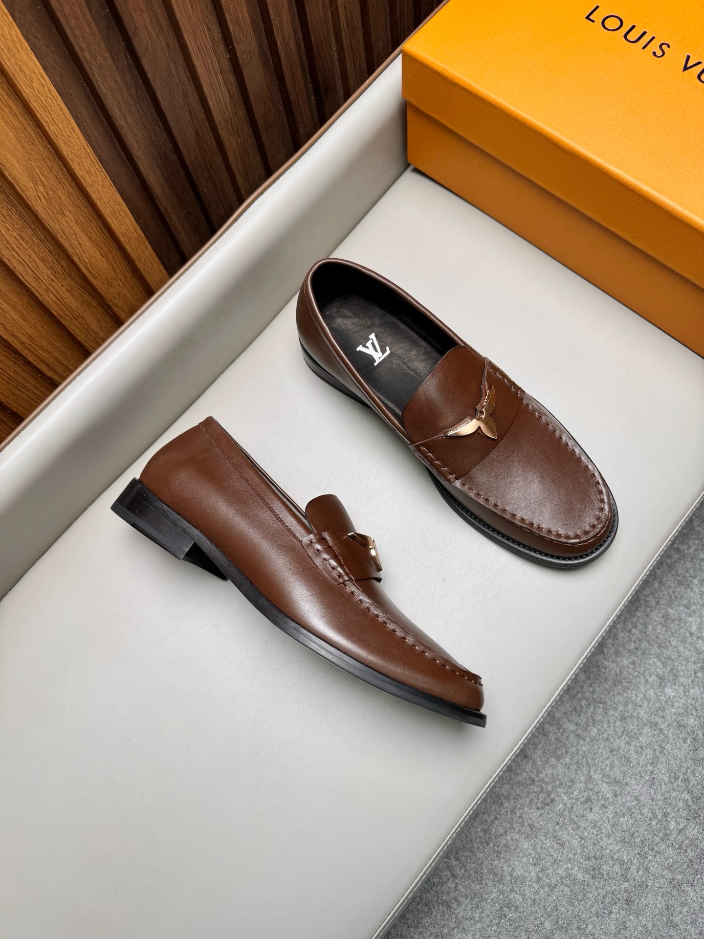 루이비통 Louis Vuitton OXFORD 로퍼