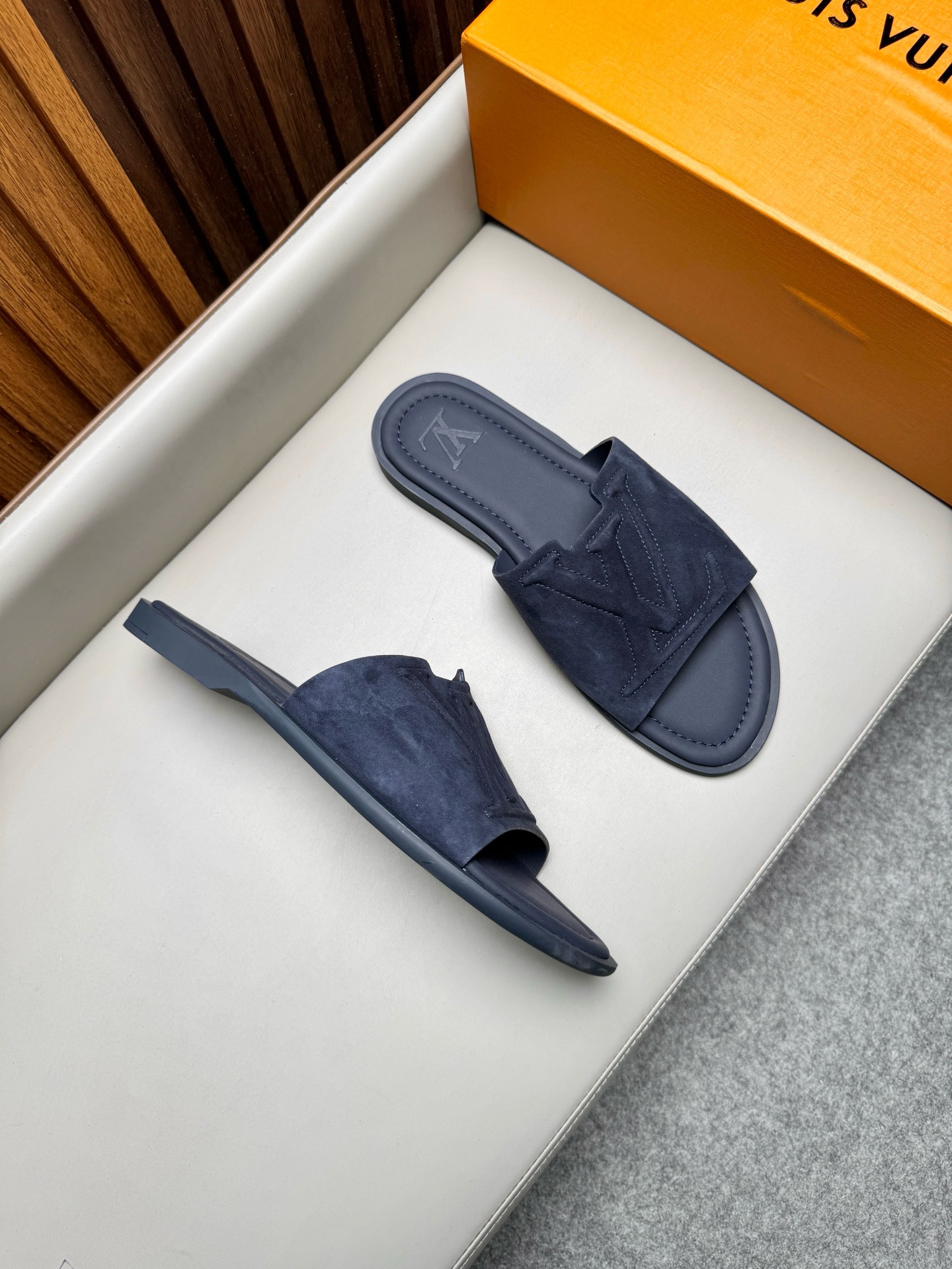 루이비통 Louis Vuitton Portofino 슬리퍼