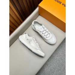 루이비통 Louis Vuitton Sprint 스니커즈 White