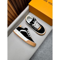 루이비통 Louis Vuitton Tilted 스니커즈