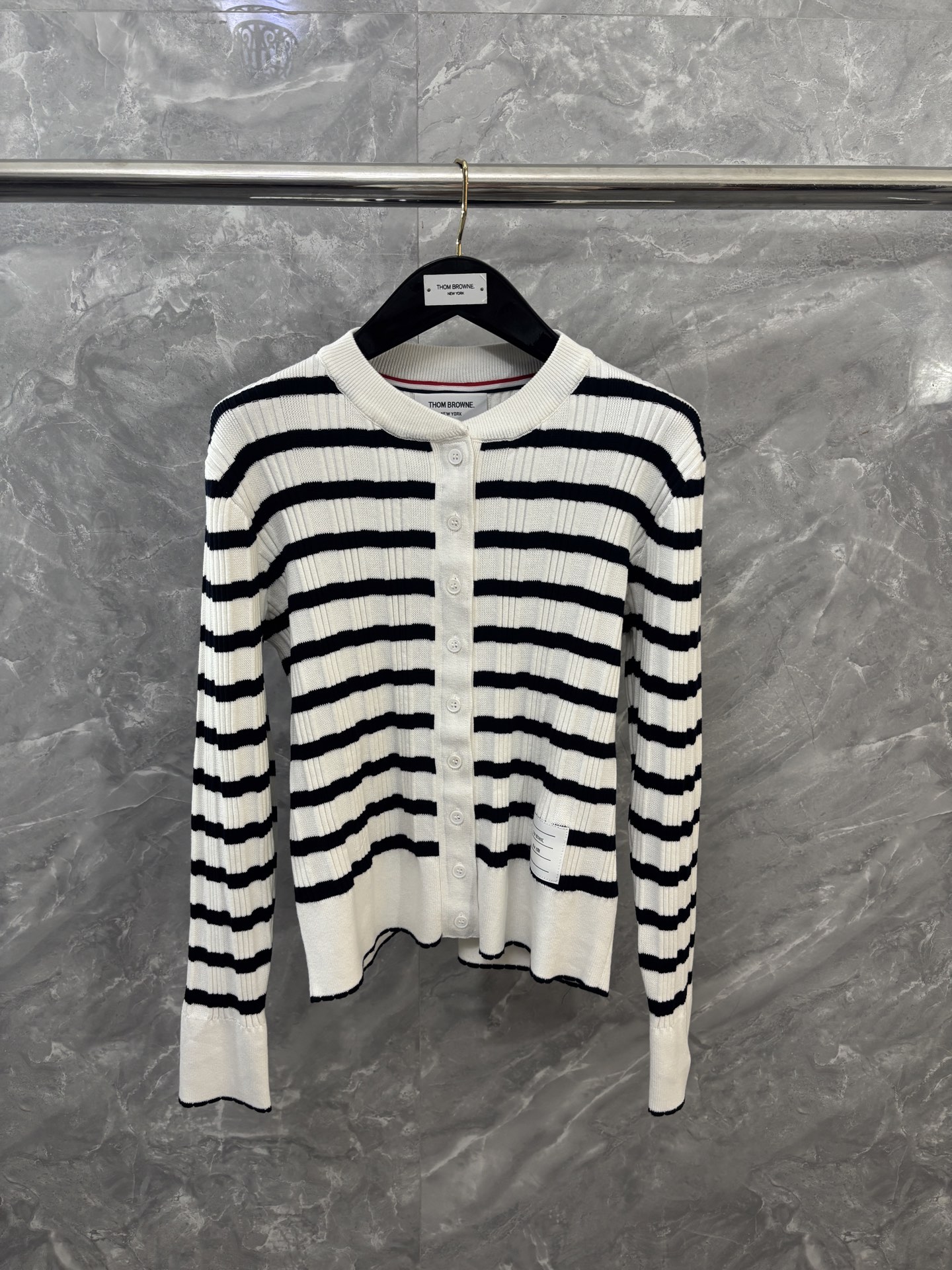 톰브라운 Thom Browne 가디건